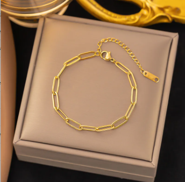 Aeris Cross Bracelet – Heart & Butterfly Charm | Glisance