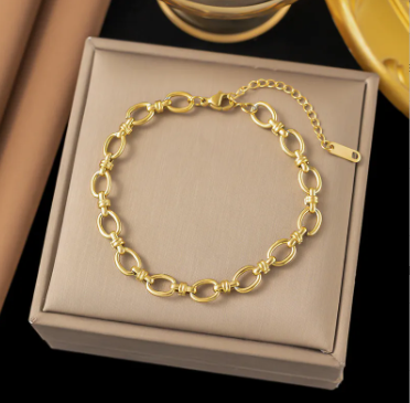 Aeris Cuban Bracelet – Heart & Butterfly Charm | Glisance