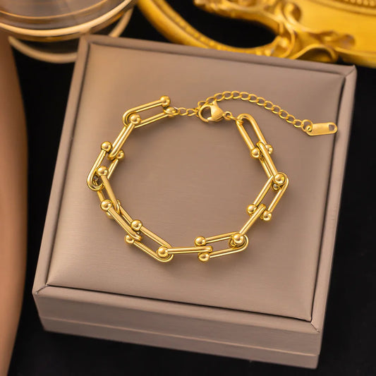 Aeris Buckle Bracelet | Glisance