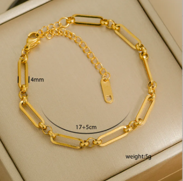 Rectangular Link Bracelet – Minimal Streetwear | Glisance