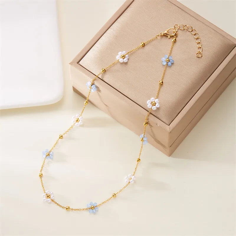 Flora Necklace – Sweet Flower Charm - Blue and White | Glisance